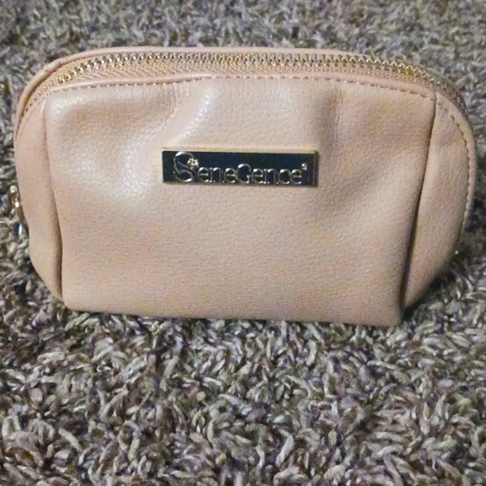 Senegence Makeup Bag